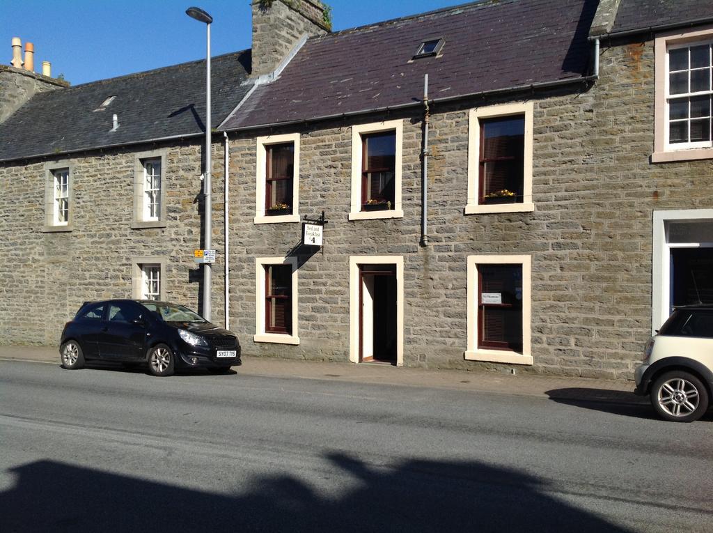 Bed And Breakfast At 4 Thurso Exterior photo