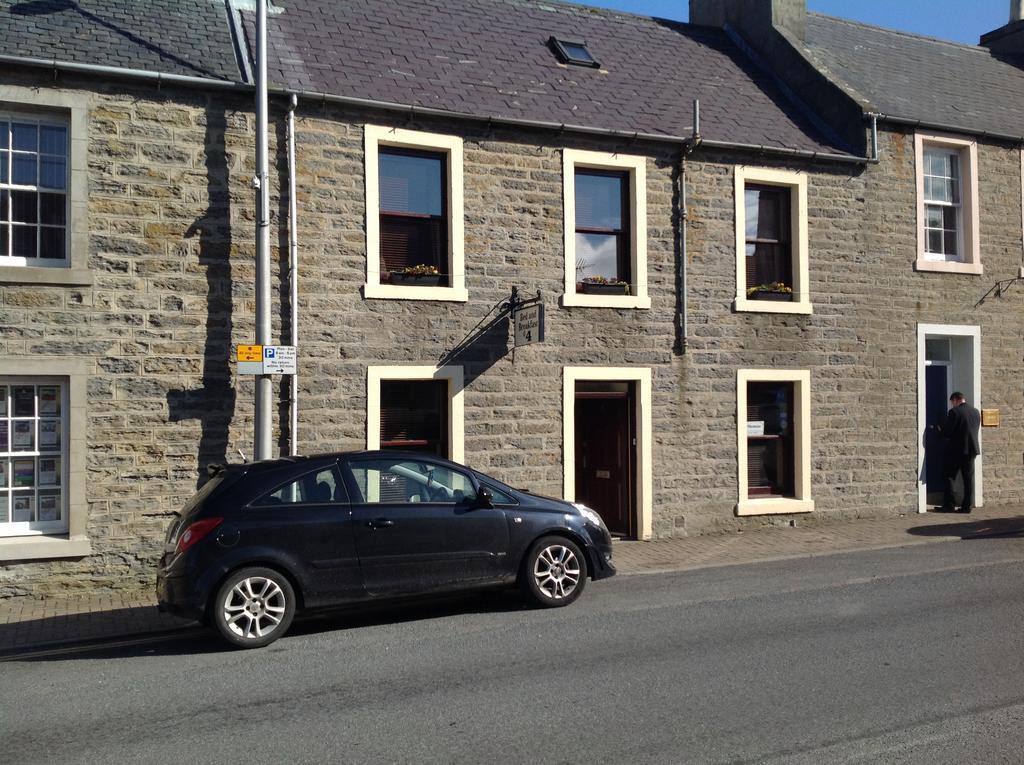 Bed And Breakfast At 4 Thurso Exterior photo